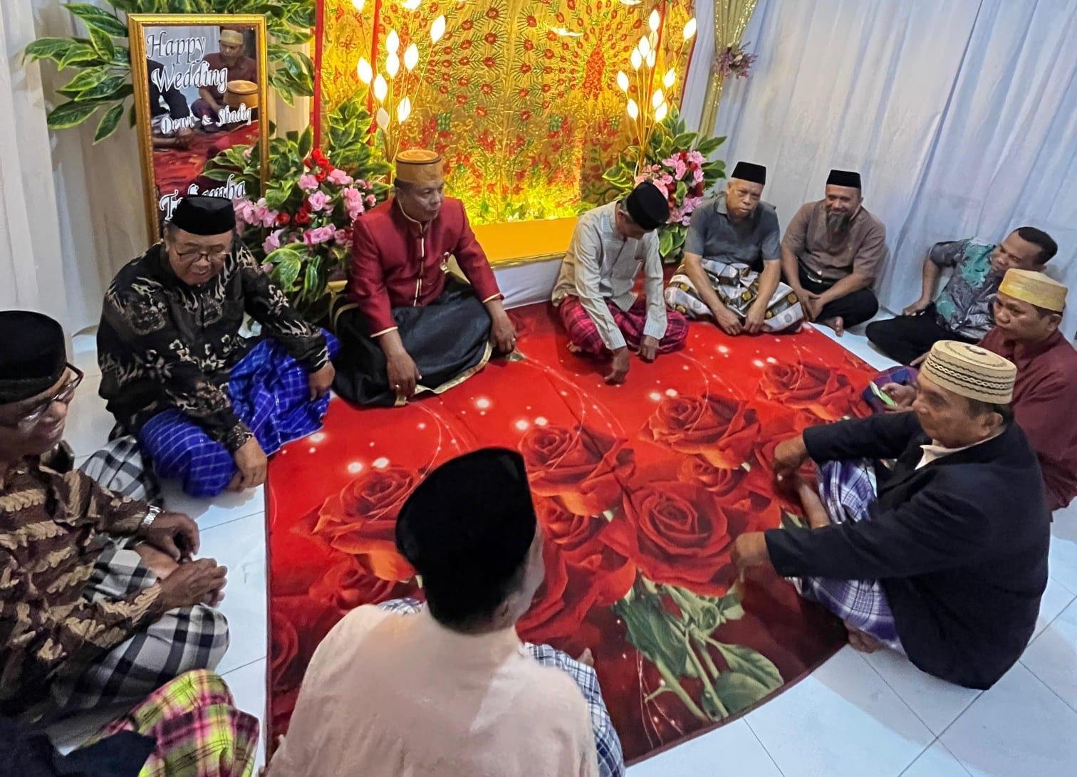 Perpaduan Adat dan Spiritualitas, Mappacci dan Peka Kabali Pererat Dua Keluarga di Wakatobi