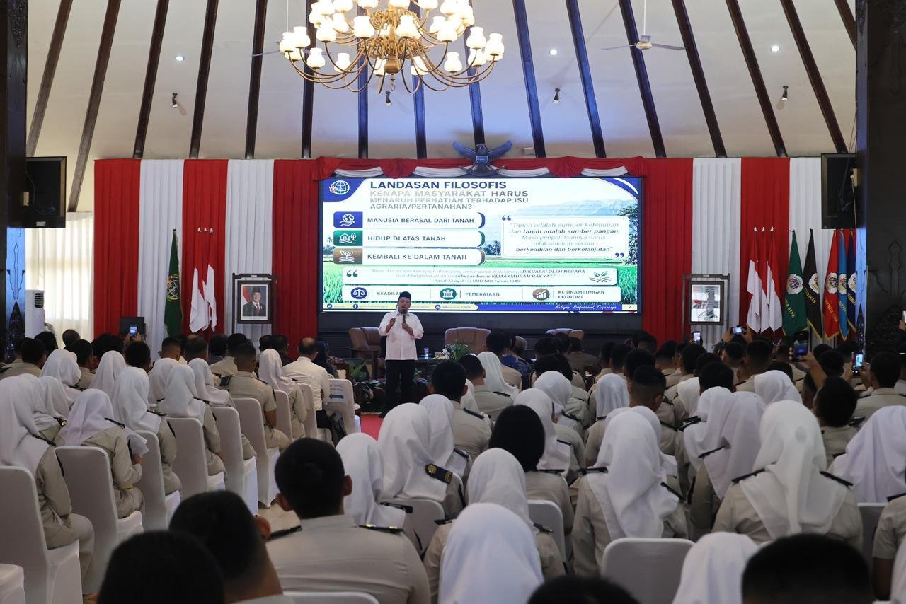 Menteri Nusron Dorong Tradisi Dialektika Berpikir Tetap Hidup di Kampus