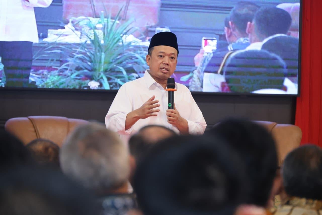 Rocky Gerung Ajak Calon Insan Pertanahan Memahami Tanah dari Tiga Perspektif